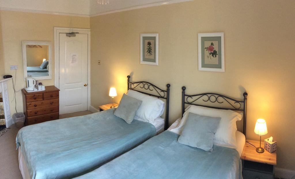 The Aidan Guest House สแตรทฟอร์ด อะพอน เอวอน ภายนอก รูปภาพ